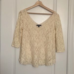 AMERICAN EAGLE lace 3/4 sleeve top
